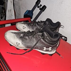 Under Armour Kids Black and White Cleats